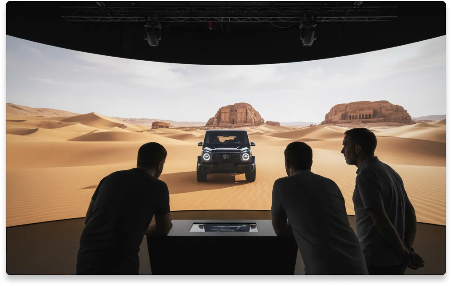 Immersive showroom screen